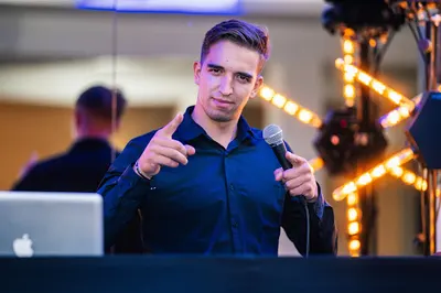 DJ D-ZET WESELA & EVENTY